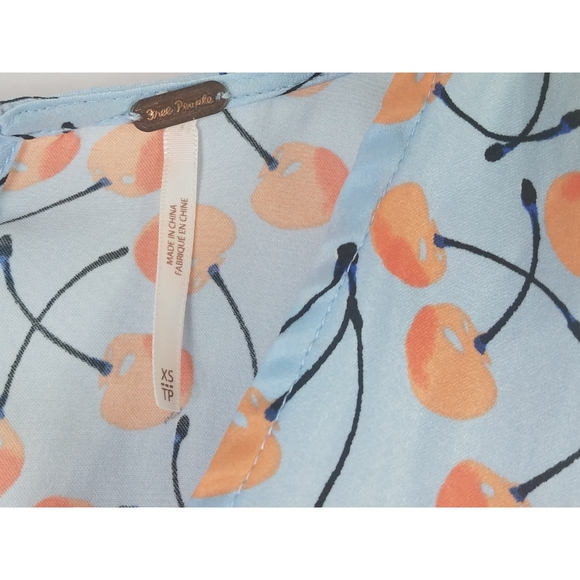 Free People Tie Sleeve V Neck Boho Blouse - Picture 3 of 12